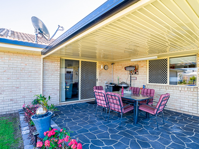 6 Pharlap Court, Point Vernon