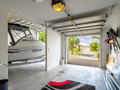 6 COCKLE COURT, Burrum Heads