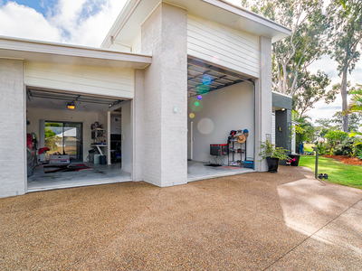 6 COCKLE COURT, Burrum Heads