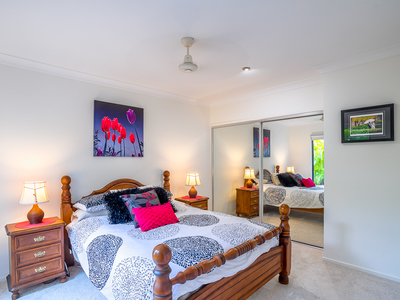 6 COCKLE COURT, Burrum Heads