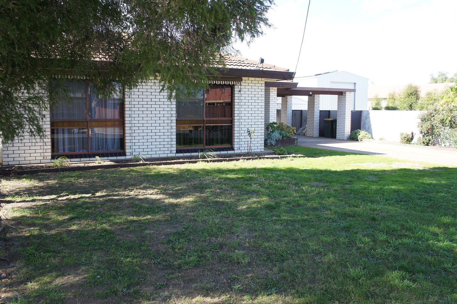 1 Farrar Avenue, Horsham