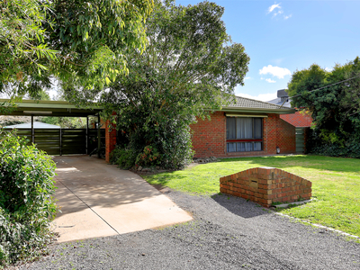 1 Barnes Street, Euroa 1 Barnes Street, Euroa