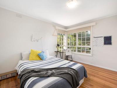 2 / 210 Warrigal Road, Camberwell