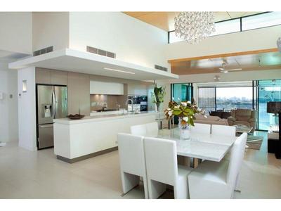 343 / 90 Wynnum Road, Norman Park