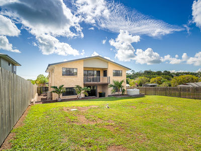 21 ANNETTE STREET, Dundowran Beach