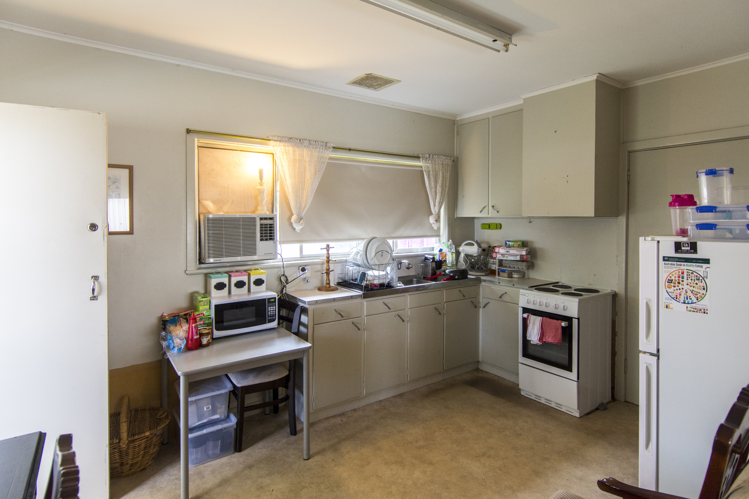 1-4 / 9 Burgess Street, Horsham