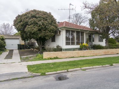 78 Albert Street, Horsham