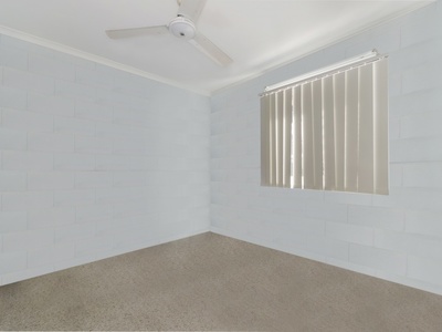 1 / 76 Paxton Street, North Ward