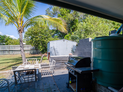 673 BOAT HARBOUR DRIVE, Urangan