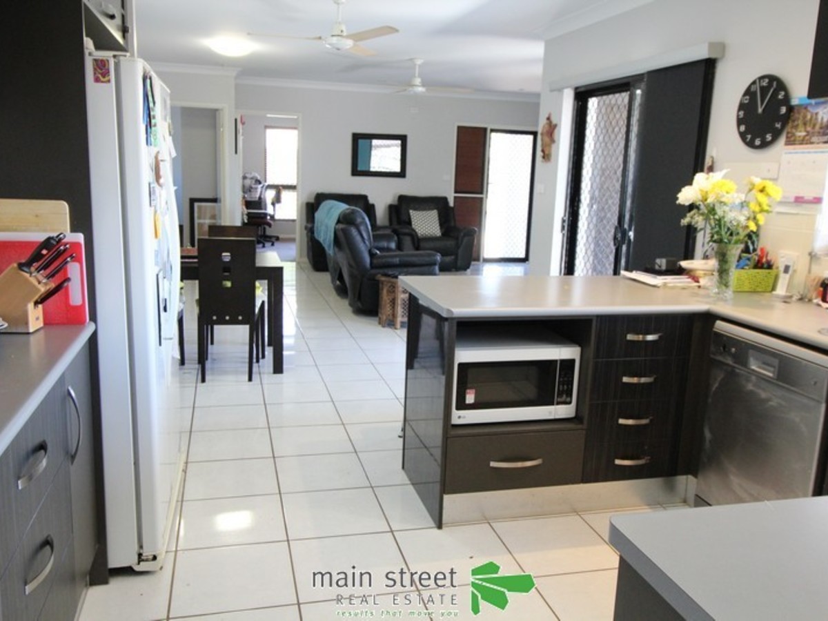 58 Danzer Drive, Atherton