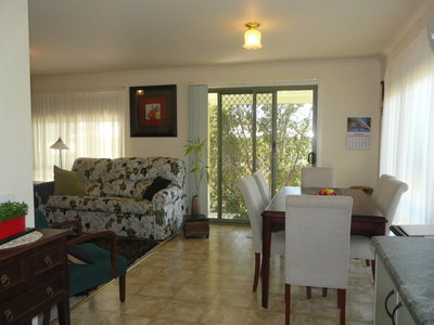 8 Corio Street, Murchison