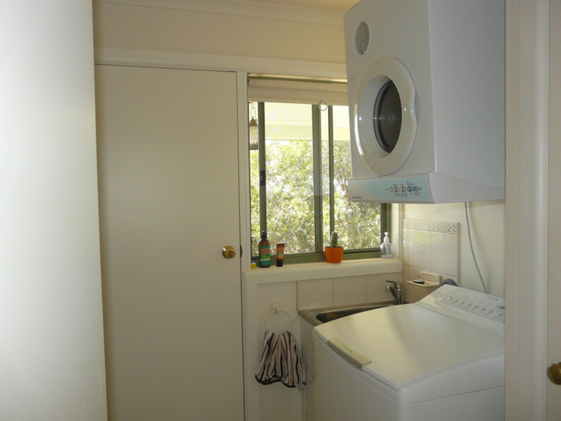 8 Corio Street, Murchison