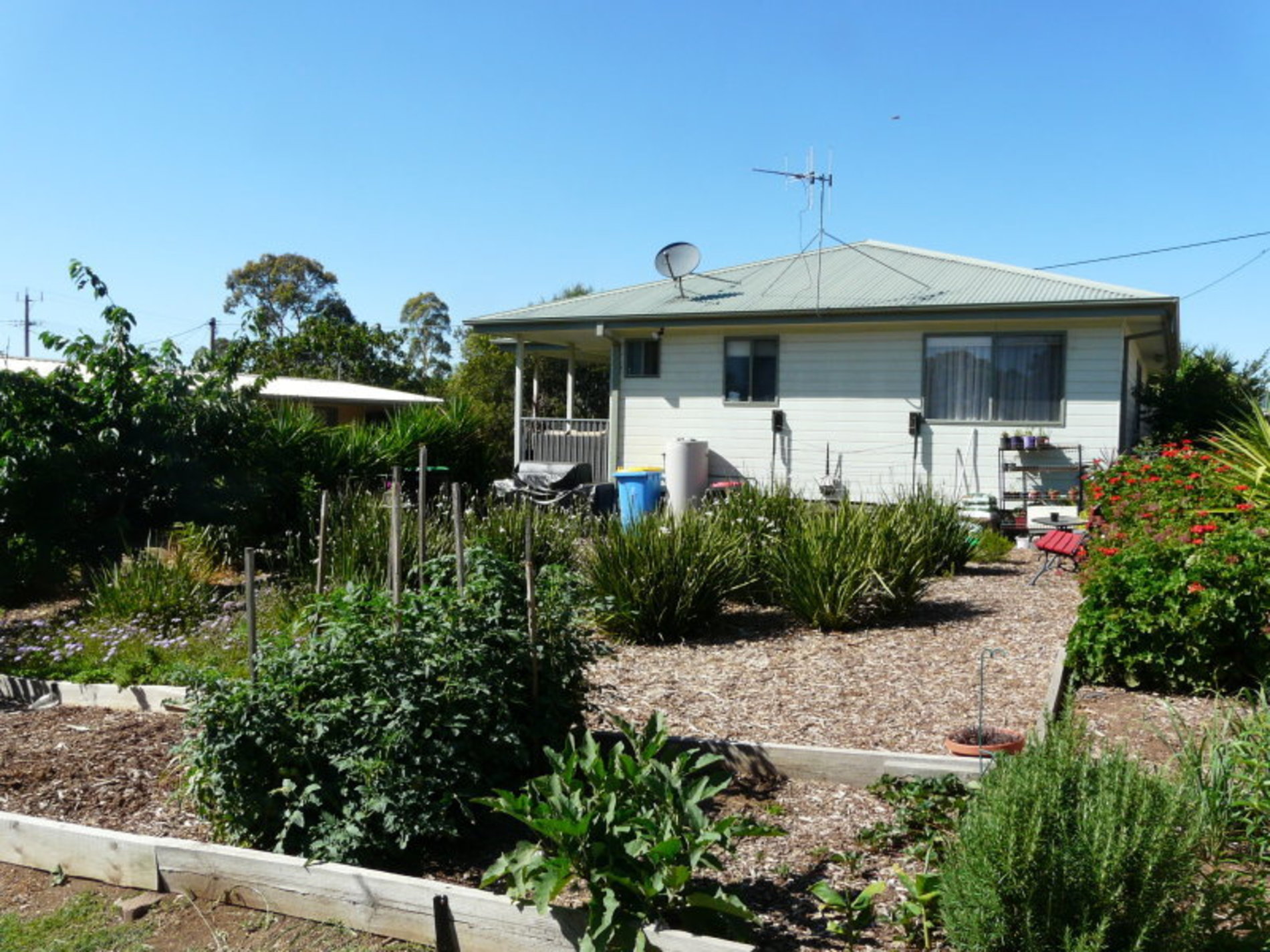 8 Corio Street, Murchison