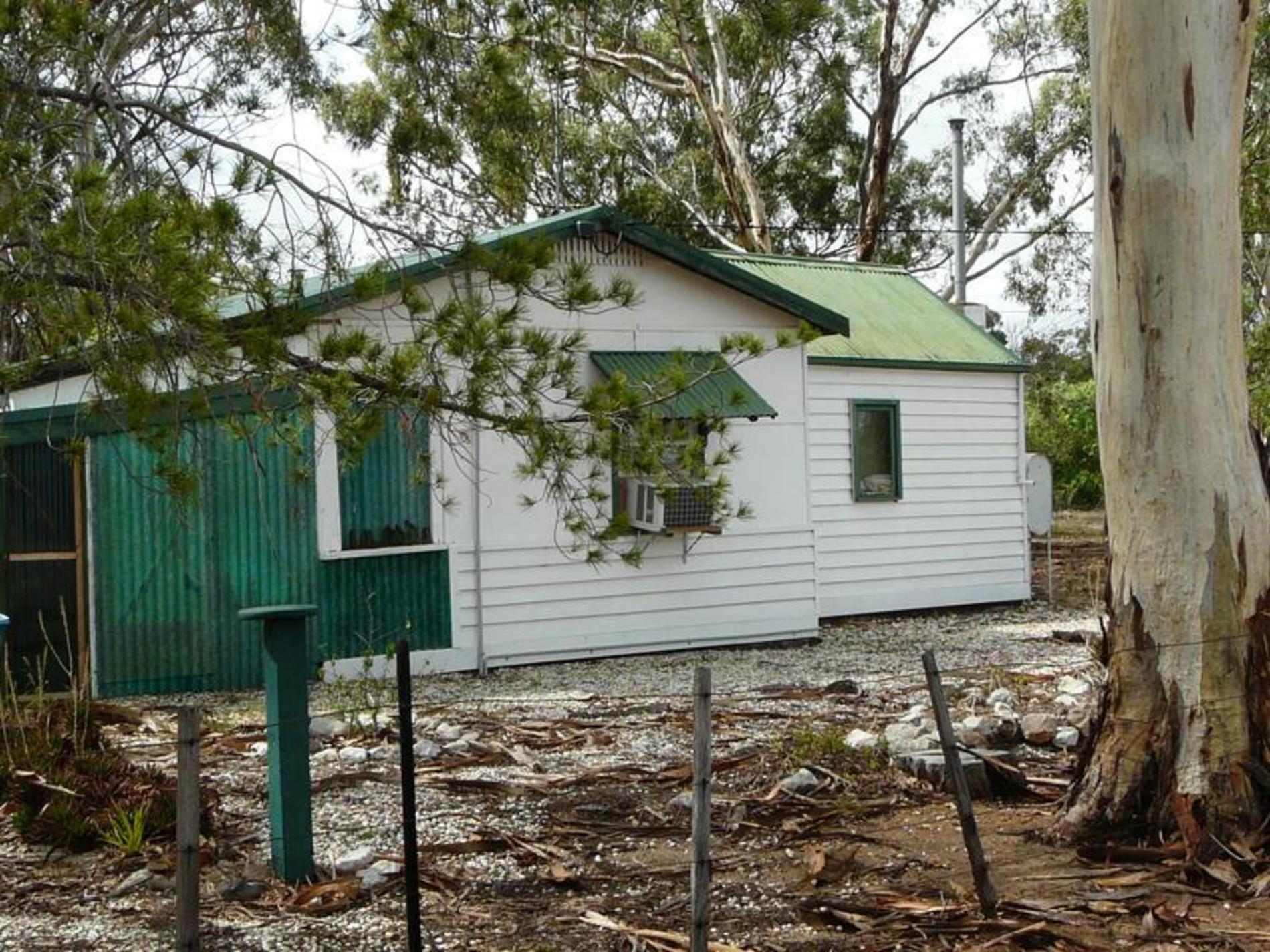 90 Grant Street, Mangalore