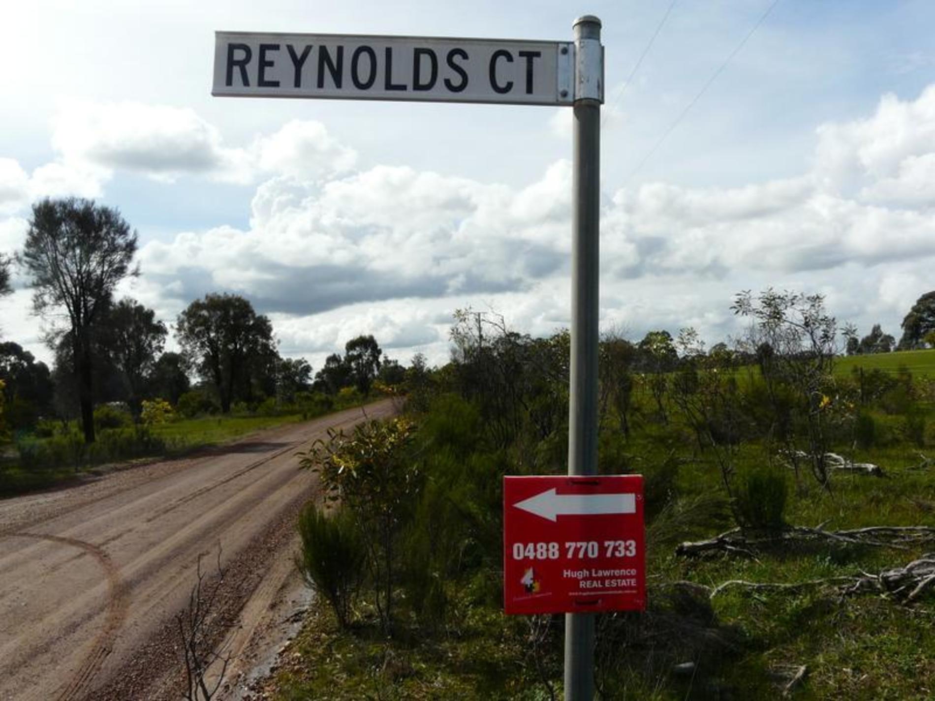 13-14, 59 Reynolds Court, Graytown