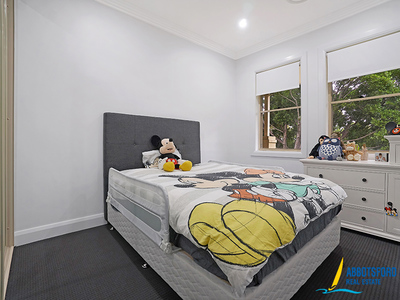 24 / 3a Blackwall Point Road, Abbotsford