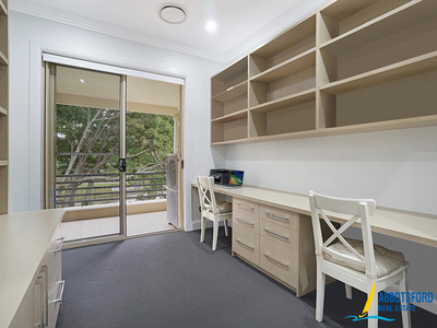 24 / 3a Blackwall Point Road, Abbotsford