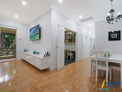 24 / 3a Blackwall Point Road, Abbotsford