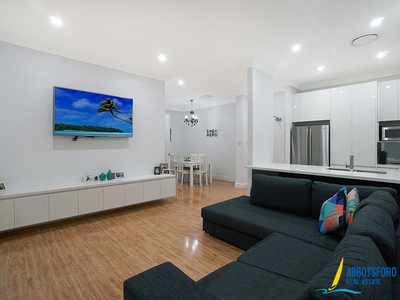 24 / 3a Blackwall Point Road, Abbotsford