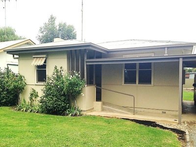 306 Sloane Street, Deniliquin
