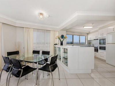 4TH FLOOR / 2 NINETEENTH AVENUE, Palm Beach