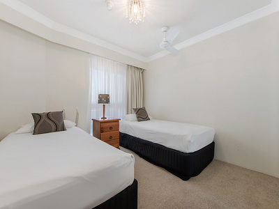 4TH FLOOR / 2 NINETEENTH AVENUE, Palm Beach