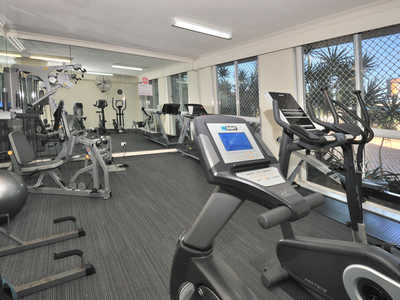 4TH FLOOR / 2 NINETEENTH AVENUE, Palm Beach
