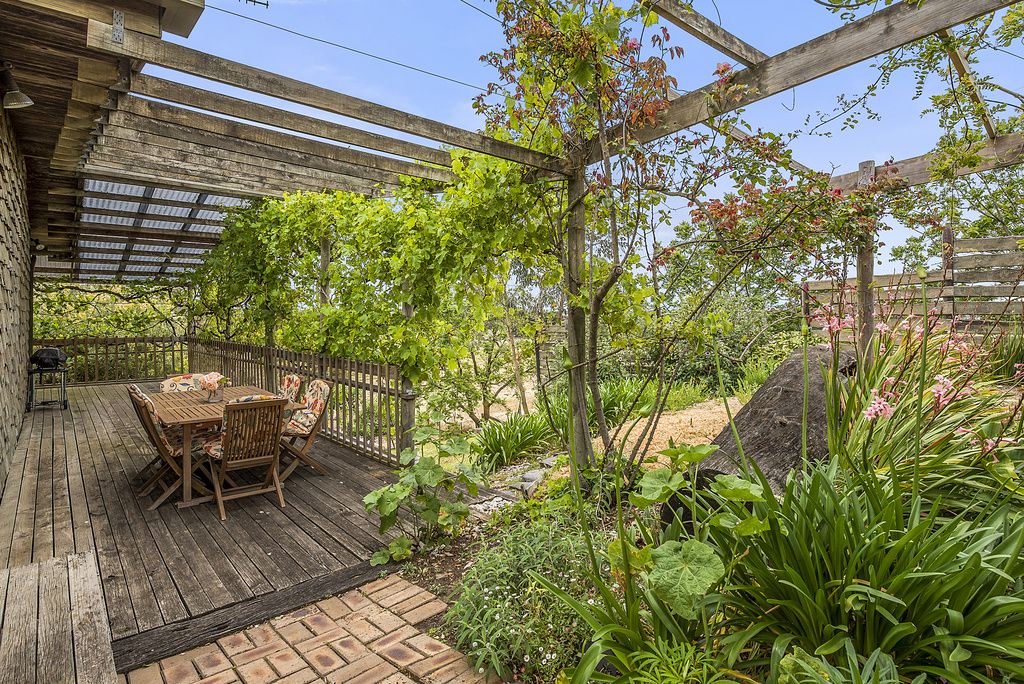 29857 Princes Highway, Yahl