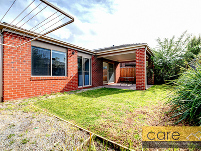 7 Canopy Drive, Cranbourne East