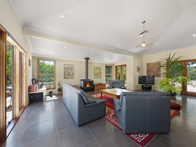 7  Saunders Road, Cobaw