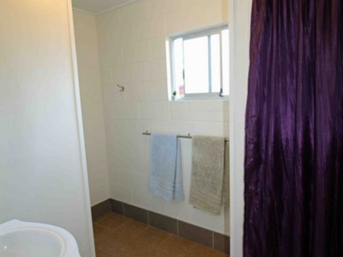 26 Finch Street, Atherton