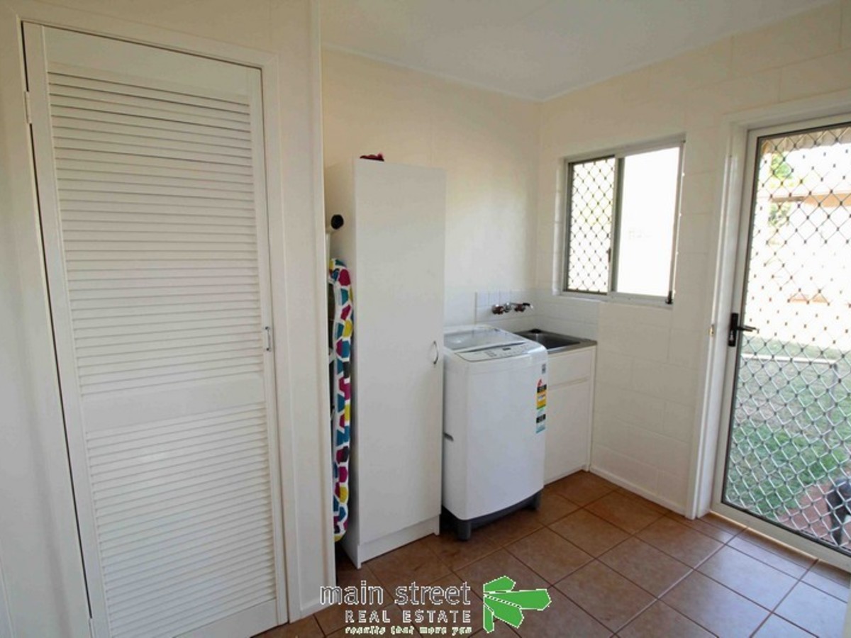 26 Finch Street, Atherton