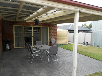 1 Hughes Street, Horsham