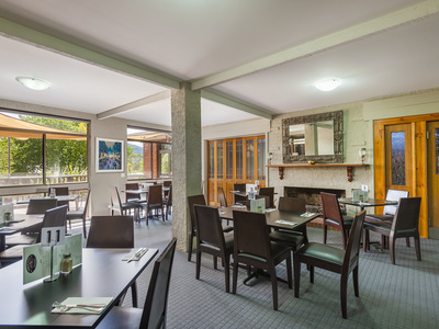 33 Smith Street , Macedon
