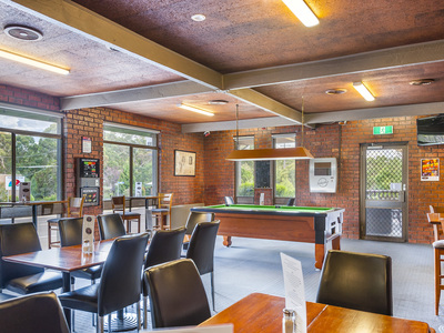 33 Smith Street , Macedon