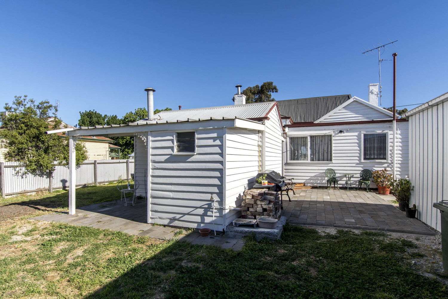 53 Lynott Street, Horsham