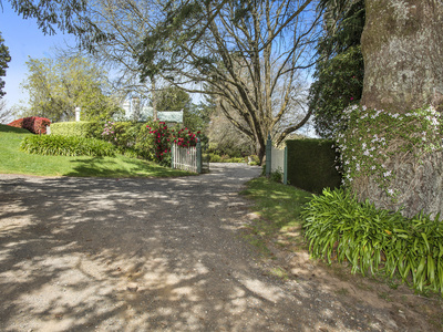 1 Pinchoff Lane, Mount Macedon