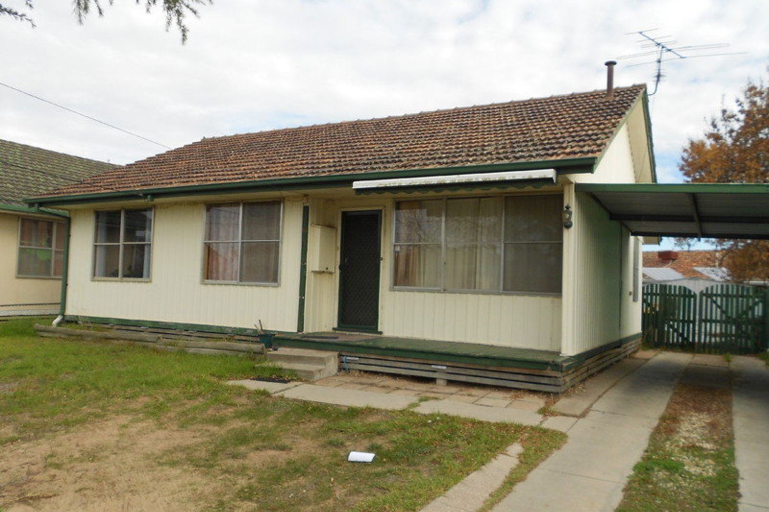 21 Hennessy Street, Horsham