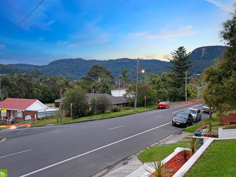 23 Pooraka Ave, West Wollongong