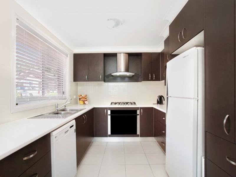 2 / 4 Ewing Place, Balgownie