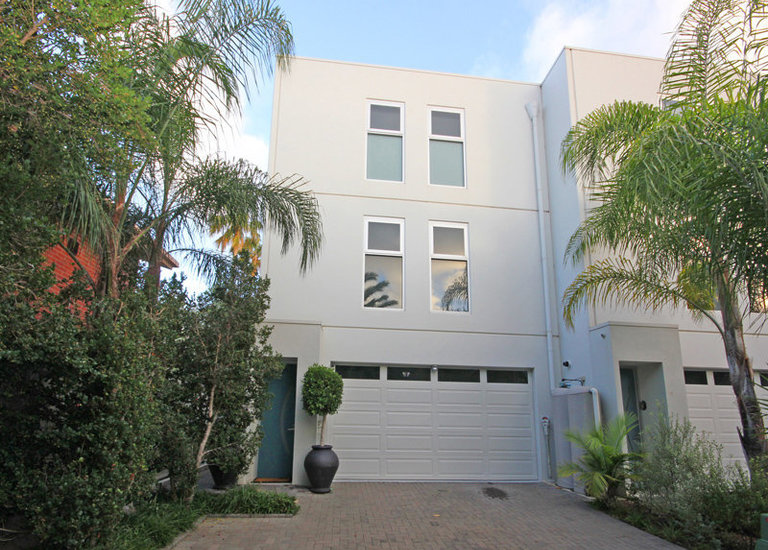 16 / 12-14 Adelphi Terrace, Glenelg North