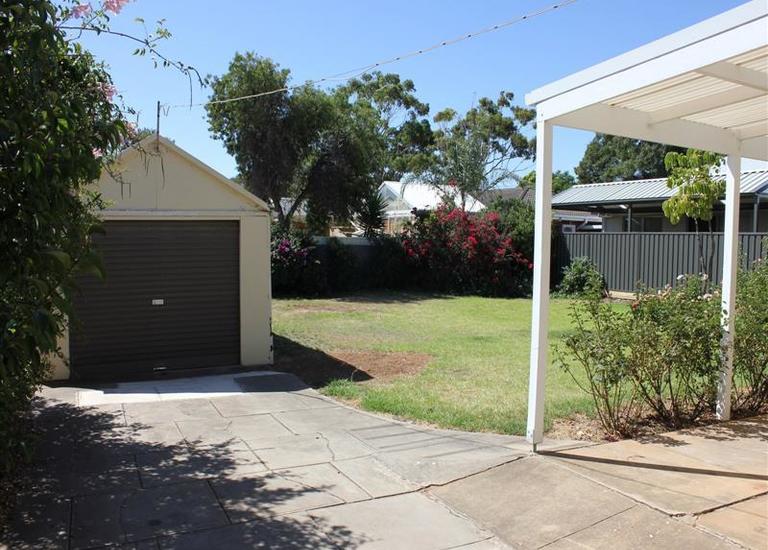 10 Broadway, Brighton