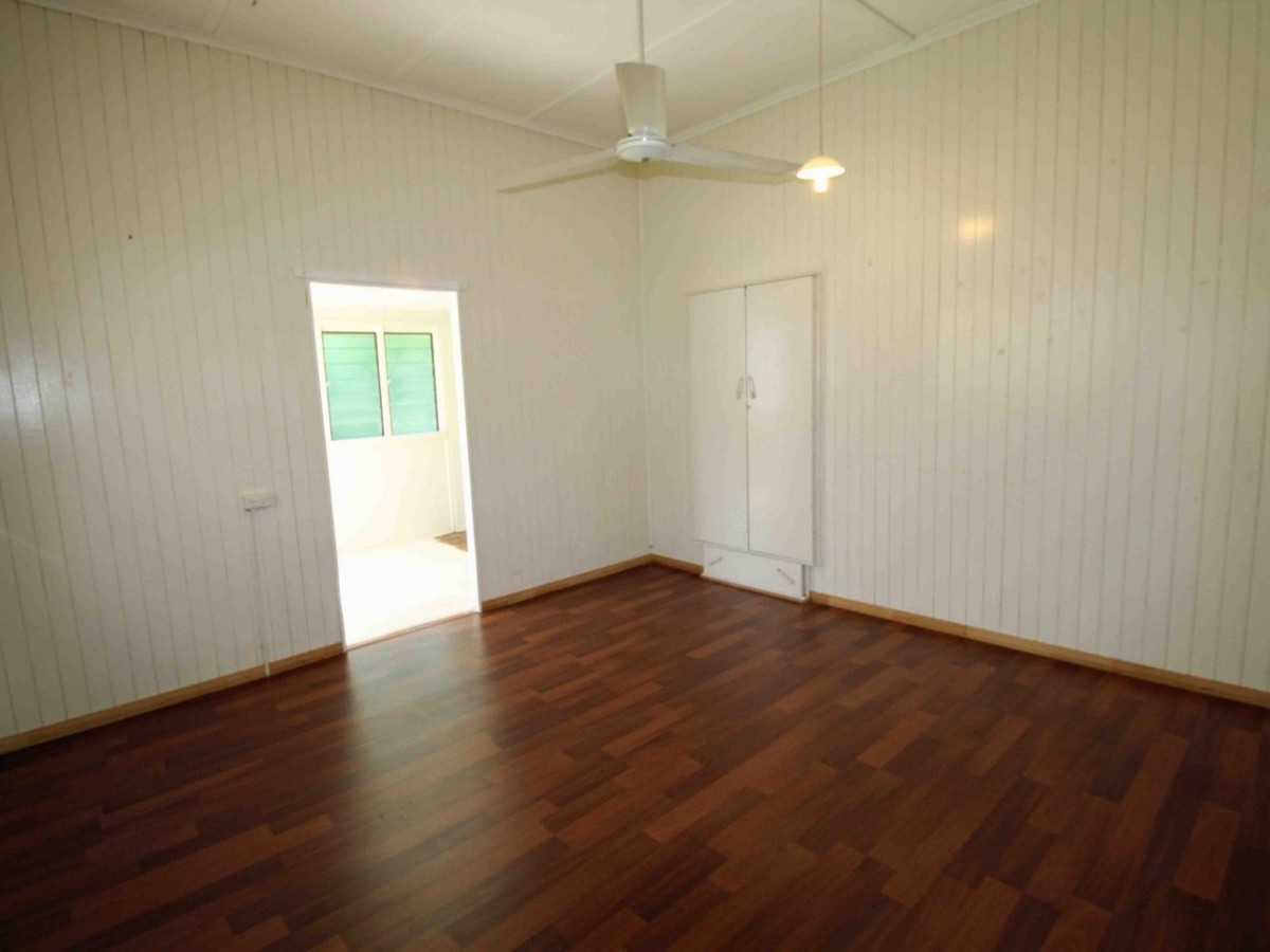 7 Evans Street, Atherton