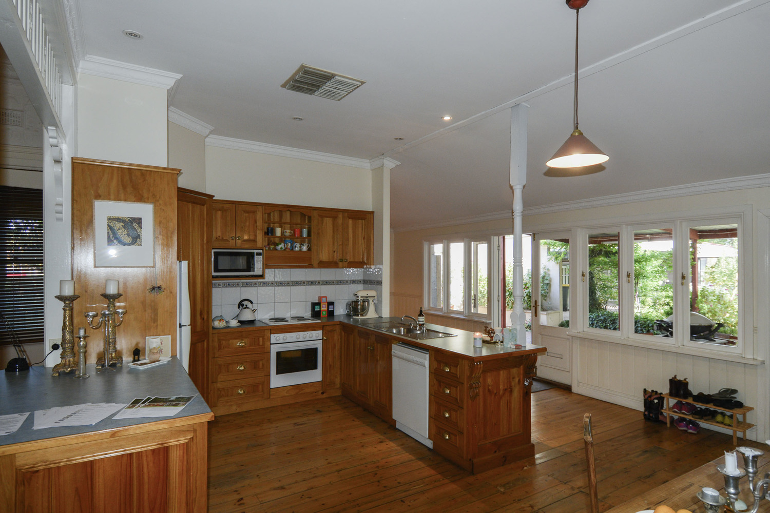 3 Dooen Road, Horsham