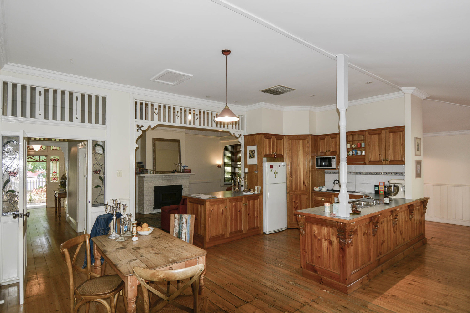 3 Dooen Road, Horsham