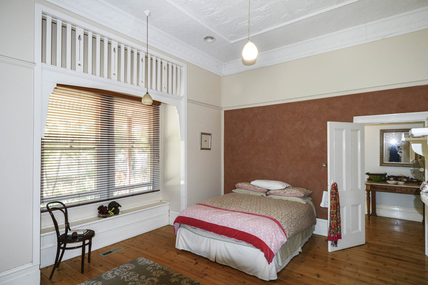 3 Dooen Road, Horsham