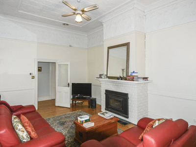 3 Dooen Road, Horsham