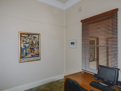 3 Dooen Road, Horsham