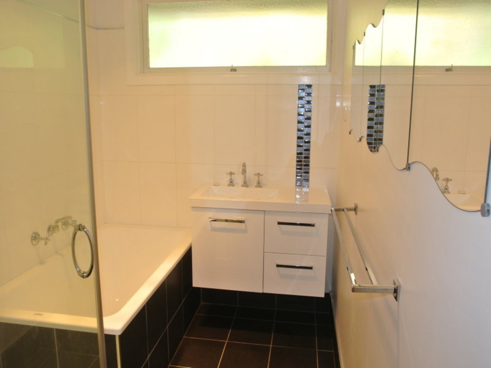 1 Kitson Crescent, Airport West A WEST Real Estate