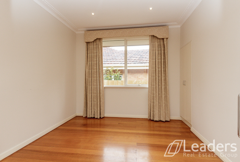 12 Holskamp Street, Mount Waverley